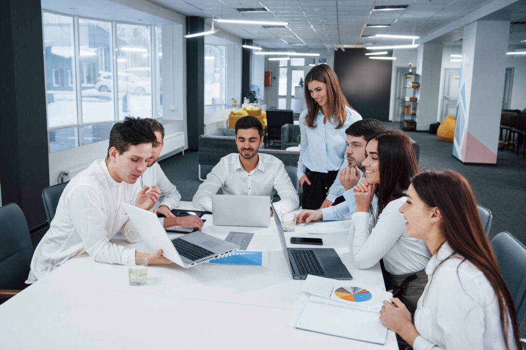 Evaluación de desempeño para empresas en Chile