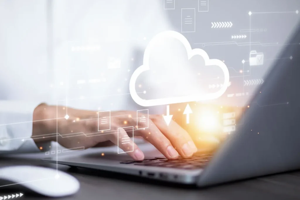 Emulación de una persona usando un software de nomina en la nube desde un computador portatil
