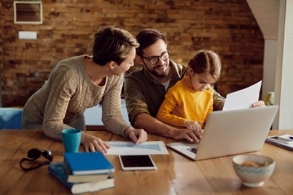 Día de la familia en Colombia 2026 manejo de empleados recursos humanos